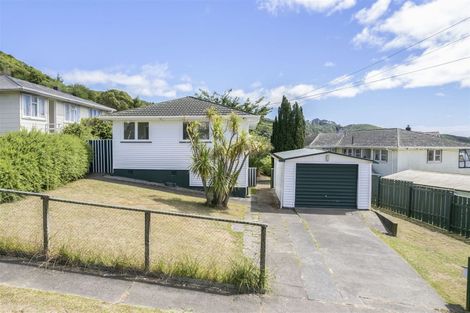 Photo of property in 18 Aparangi Crescent, Elsdon, Porirua, 5022