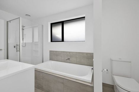 Photo of property in 120 Seaview Road, Westown, New Plymouth, 4310