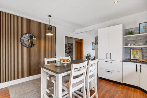 Photo of property in 19 Hill View Crescent, Highfield, Timaru, 7910