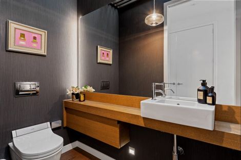 Photo of property in 10 Oystercatcher Lane, Point Wells, 0986