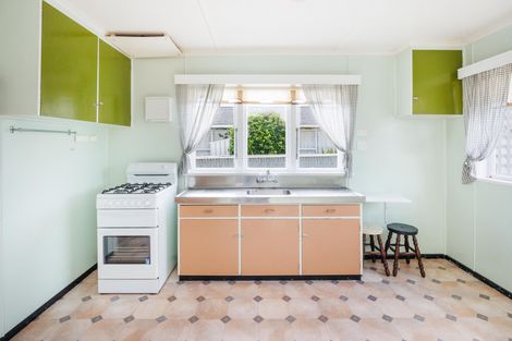 Photo of property in 308 Broadway Avenue, Palmerston North, 4414