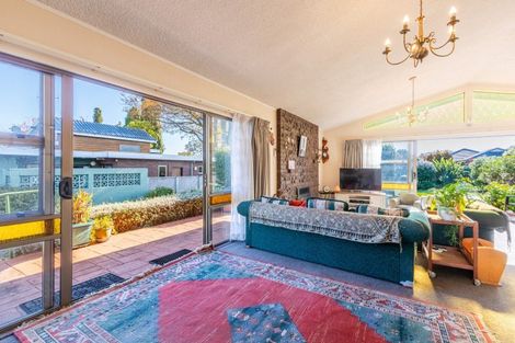 Photo of property in 17 Gaisford Terrace, Waipukurau, 4200