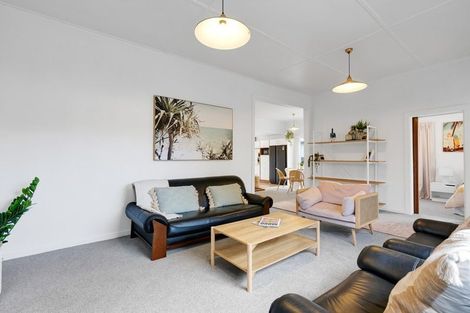 Photo of property in 42 Gaine Street, New Plymouth, 4310