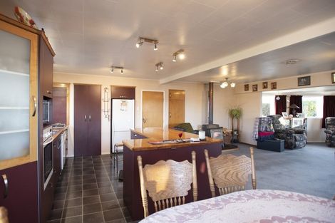 Photo of property in 64 Great North Road, Winton, 9720