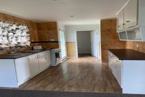 Photo of property in 105 Mahia Road, Wattle Downs, Auckland, 2103