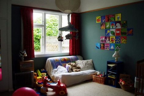 Photo of property in 3 Douro Avenue, Newtown, Wellington, 6021