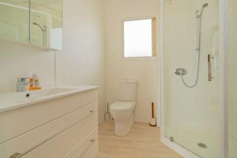 Photo of property in 180 Captain Cook Road, Cooks Beach, Whitianga, 3591