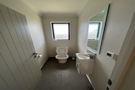 Photo of property in 8 Handley Crescent, Wigram, Christchurch, 8042