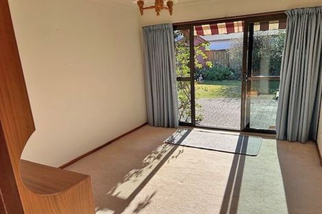 Photo of property in 10 Kowai Place, Amberley, 7410