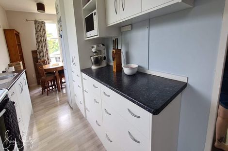 Photo of property in 14 View Street, Maungaturoto, 0520