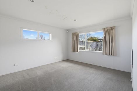 Photo of property in Henry Russell Estate, 21/36 Belgrove Drive, Waipukurau, 4200