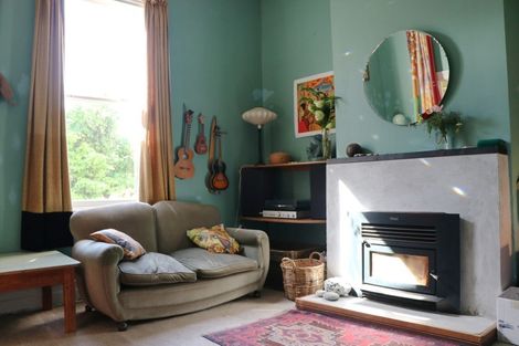 Photo of property in 72 Sutherland Street, Dunedin Central, Dunedin, 9016