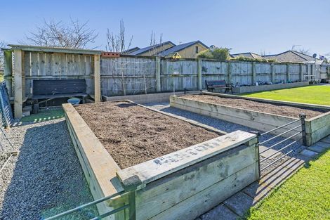 Photo of property in 4 Cressy Place, Darfield, 7510