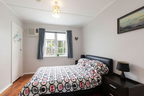 Photo of property in 96 Hair Street, Wainuiomata, Lower Hutt, 5014