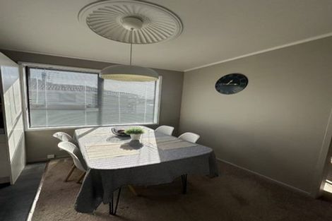 Photo of property in 10 Granville Drive, Massey, Auckland, 0614