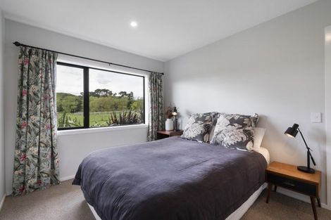 Photo of property in 336 Valley Road, Colyton, 4775