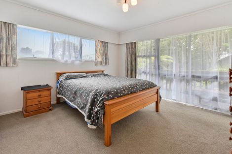 Photo of property in 6 Mcinnes Road, Weymouth, Auckland, 2103