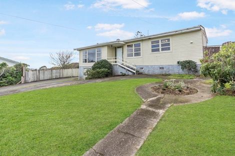 Photo of property in 25 James Tyler Crescent, Lynfield, Auckland, 1042