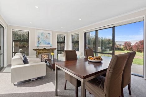 Photo of property in 4 Laly Haddon Place, Matakana, Warkworth, 0985