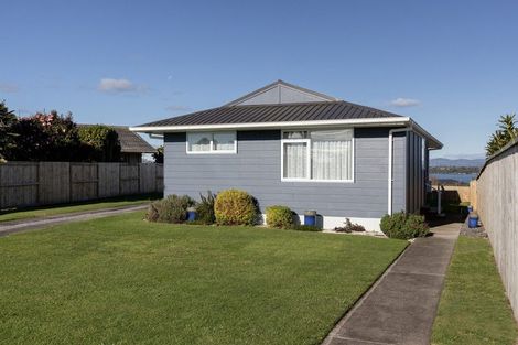 Photo of property in 35 Coppelia Avenue, Omokoroa, 3114