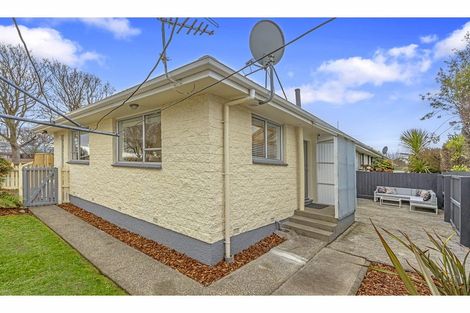 Photo of property in 2/163 Halswell Junction Road, Halswell, Christchurch, 8025