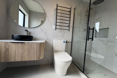 Photo of property in 14 Newhaven Terrace, Mairangi Bay, Auckland, 0630