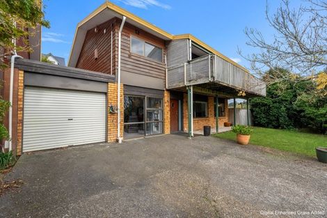 Photo of property in 1/1 Sharon Road, Waiake, Auckland, 0630