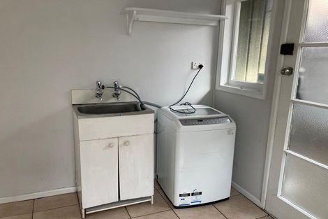 Photo of property in 95 Aranui Road, Mount Wellington, Auckland, 1060