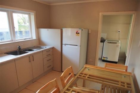 Photo of property in 9 Shoreham Street, Avondale, Auckland, 0600