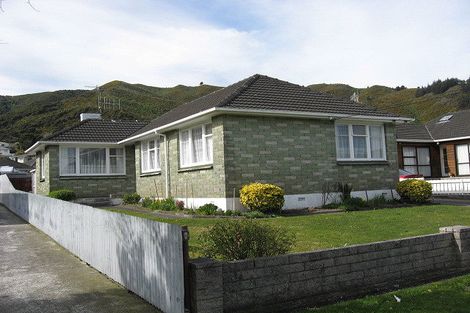 Photo of property in 54 Wise Street, Wainuiomata, Lower Hutt, 5014