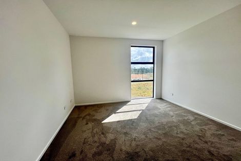 Photo of property in 4b Mahogany Street, Westgate, 0814