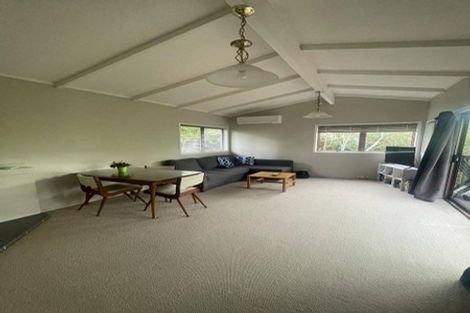 Photo of property in 50a Sunnyside Road, Sunnyvale, Auckland, 0612