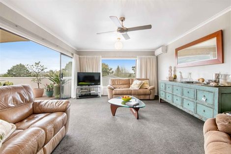 Photo of property in 177 Hibiscus Coast Highway, Red Beach, 0932