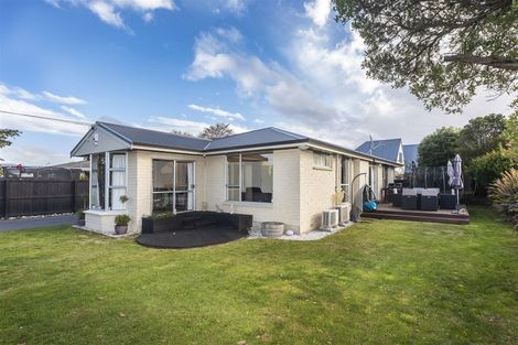 Photo of property in 70 Kennedys Bush Road, Halswell, Christchurch, 8025