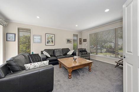 Photo of property in 6 Portobello Way, Huntington, Hamilton, 3210