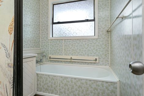 Photo of property in 23 Moore Street, Leamington, Cambridge, 3432