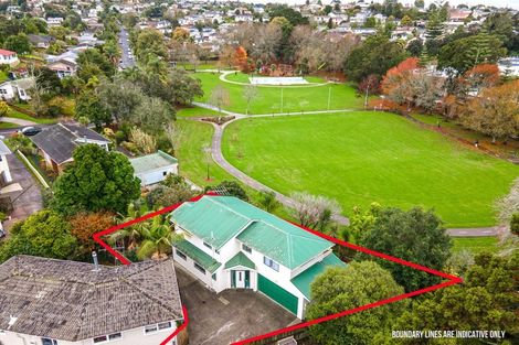 Photo of property in 1/62 Weldene Avenue, Glenfield, Auckland, 0629