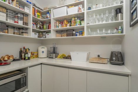 Photo of property in 4 Ngaroma Crescent, Whitianga, 3510