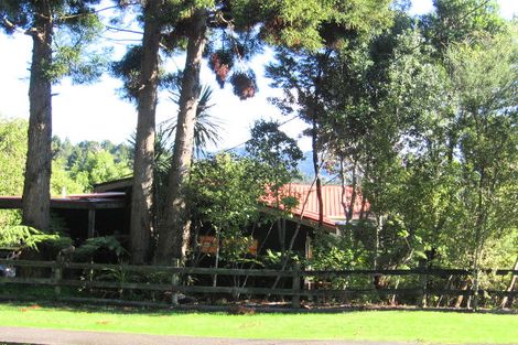 Photo of property in 49 Phillip Avenue, Glen Eden, Auckland, 0602