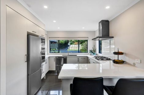 Photo of property in 19 Ashmore Drive, Frankleigh Park, New Plymouth, 4310