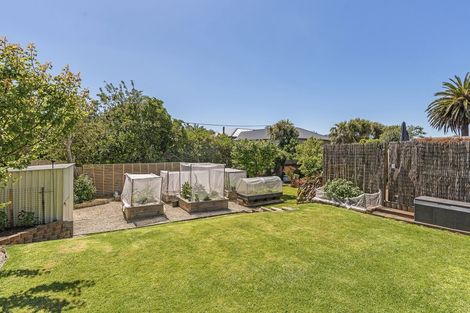 Photo of property in 18 Teoti Street, Paraparaumu Beach, Paraparaumu, 5032