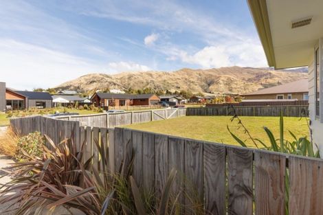 Photo of property in 40 West Meadows Drive, Wanaka, 9305