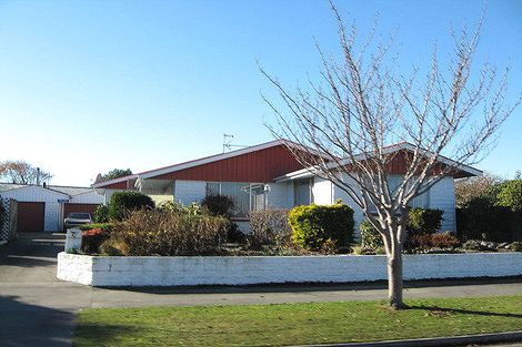 Photo of property in 10 Warren Crescent, Hillmorton, Christchurch, 8025