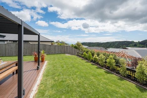 Photo of property in 8 Huntaway Close, Stoke, Nelson, 7011