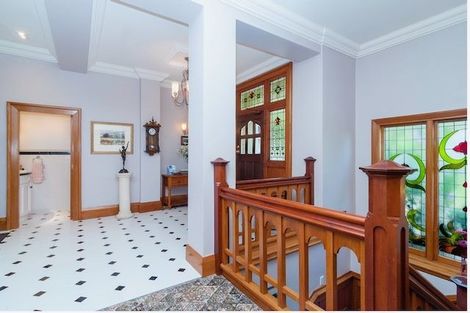 Photo of property in 85 Dyers Pass Road, Cashmere, Christchurch, 8022