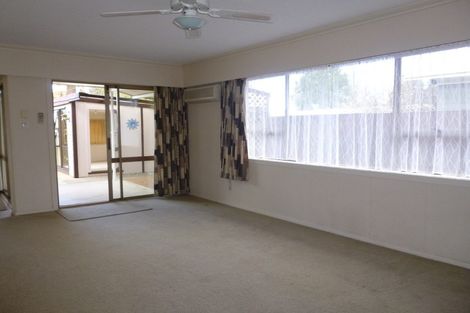 Photo of property in 28 Fuchsia Avenue, Pukete, Hamilton, 3200