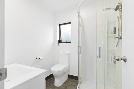 Photo of property in 16 Daniel Place, Kelvin Grove, Palmerston North, 4414