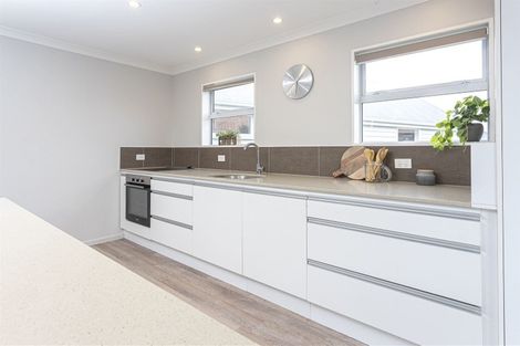 Photo of property in 33 Forest Drive, Parklands, Christchurch, 8083