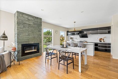 Photo of property in 17 Limmer Place, Browns Bay, Auckland, 0632