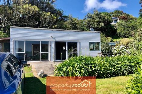 Photo of property in 33 Onaero Beach Road, Onaero, Waitara, 4383